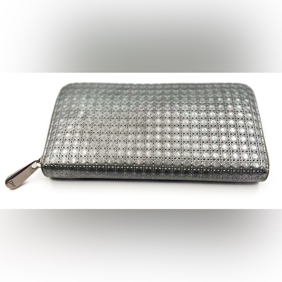 Christian Dior Metallic Silver Cannage Patent Leather Zippy Wallet - Picture 2 of 6